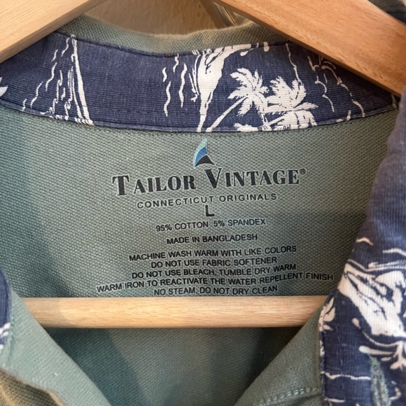 Button up - Picture 2 of 3